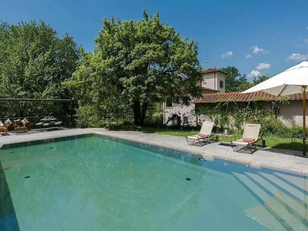 Holiday Home In Reggello With Private Pool 0*,  意大利